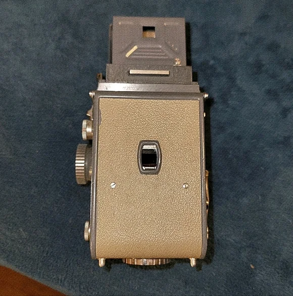Vintage Yashica-44 Classic Camera